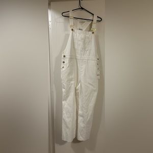 Size medium with tags from hemline